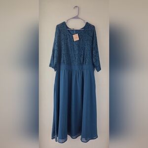 Bloomchic Maxi Dress